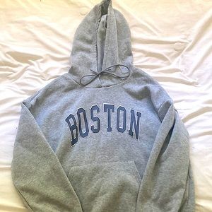 Boston Hoodie, size L (US 8/10), it’s a grey and blue color